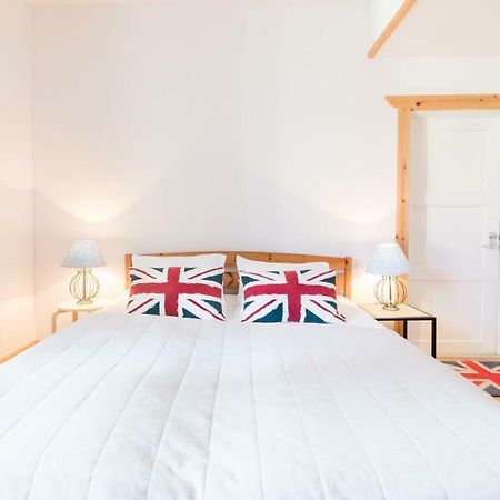 Boutique Hotel Tavis, Check In Olavinkatu 8 사본린나 외부 사진
